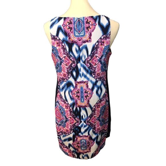 Vince Camuto Blue Pink Medallion Geometric Print Sleeveless Shift Dress Size 6 - Picture 4 of 9